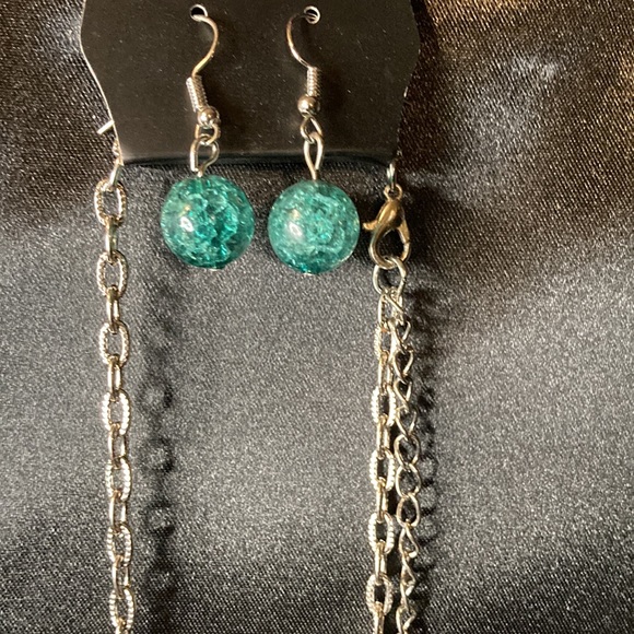 NWT! Gorgeous Grab N Go Necklace Set! Ready to Ship! - Picture 4 of 5